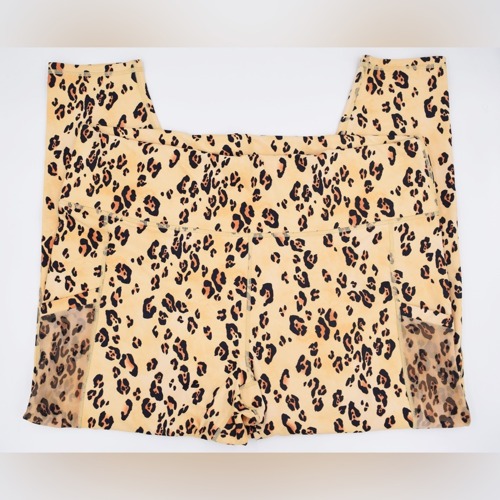 FABLETICS Power Hold Leggings Size 4X Tan Leopard Print Side Pockets Athleisure